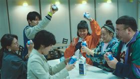 【我沒有談的那場戀愛】小慶功，艾怡良、李英宏、9m88將快閃演唱。（圖／華納提供）