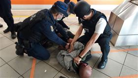 高鐵,左營站,列車長,爆裂物