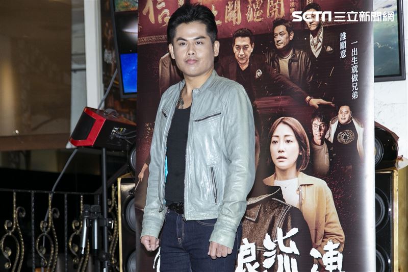 張再興出席《角頭－浪流連》慶功記者會。（圖／記者楊澍攝影）