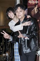 鄭人碩、謝欣穎出席《角頭－浪流連》慶功記者會。（圖／記者楊澍攝影）