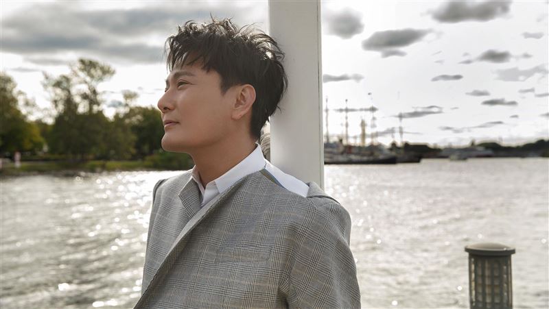 歌的故事／53歲張信哲通出生命意義