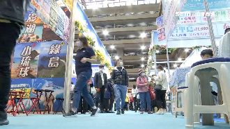 旅展參展家數減　民眾瘋搶澎湖花火節