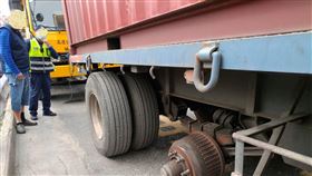 國道車禍,車輪(圖/翻攝畫面)