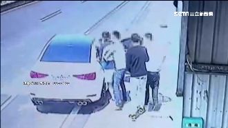 4友遊恆春！不滿說話態度臨停3打1