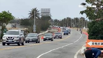 連假遊客出籠 　宜蘭、台東車潮湧入