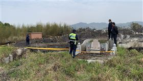 台中市石岡區第四公墓，焦屍，起火，（圖／民眾提供）