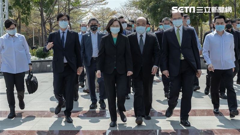 228中樞紀念移高雄　他揭密第一槍