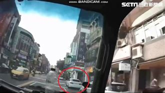 大媽車被拖嗆警　遭過肩摔走光痛哭