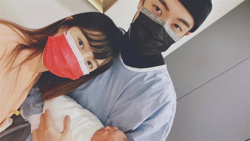 《天巡》抓鬼正妹生了　巨肚蹦出女娃