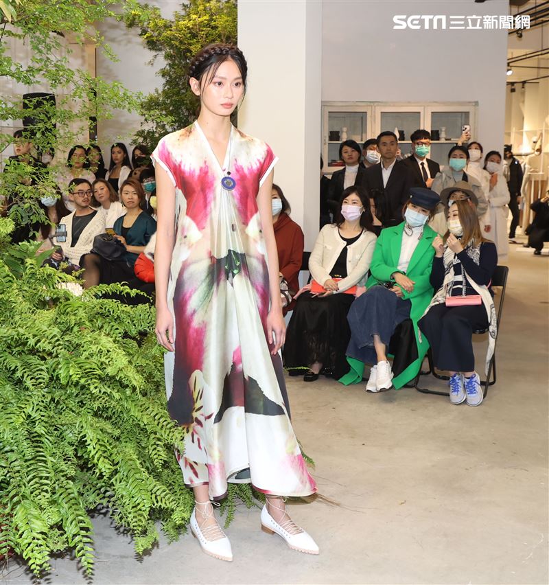 Jamei Chen 2021春夏Collection 發表。（記者邱榮吉/攝影）