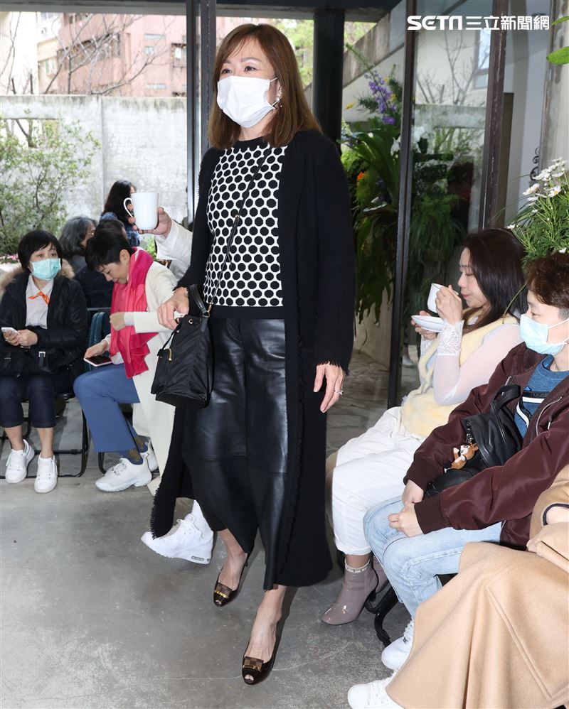 路永佳「連勝武老婆」出席Jamei Chen 2021春夏Collection 發表。（記者邱榮吉/攝影）