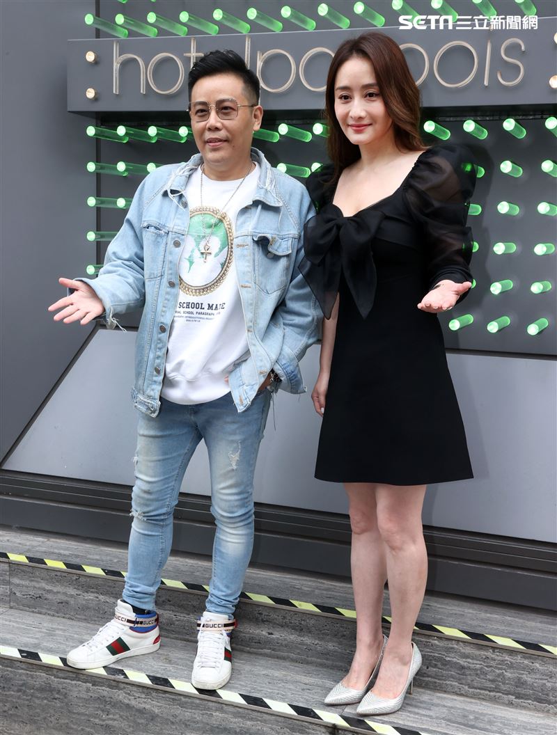 「山中森林」導演姜寧、製片人陳徳容分享前期製作情形。（記者邱榮吉/攝影）