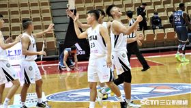 UBA全本土的義守大學在延長賽擊敗擁有多名外籍生的世新大學。（圖／記者劉家維攝影）