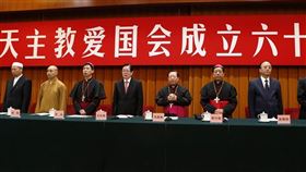 儘管梵中協議簽署後，中國迫害宗教自由的案例有增無減，教廷內的樂觀派仍堅信協議讓中共自辦的愛國教會（圖）等中國天主教可以融入由教宗領導的普世教會。（圖／中新社）
