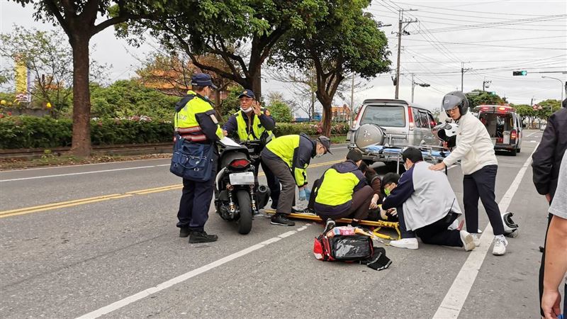 「學校附近有車禍」2護專生暖心救援