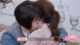 侯佩岑、林月雲。（圖／翻攝自婆婆與媽媽微博）