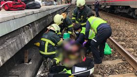 新豐車站,落軌,新竹縣,台鐵,（圖／翻攝畫面）