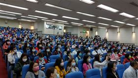 新冠肺炎,疫苗,長庚,醫護人員,接種,醫院,教育訓練(長庚醫院提供)