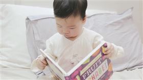 兒童語言的發展與學習，除了仰賴腦部功能發育外，後天環境中適當的語言刺激與經驗學習，也是相當重要的