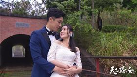 賴郁庭、華千涵