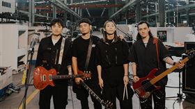 滅火器/Young Team Productions提供