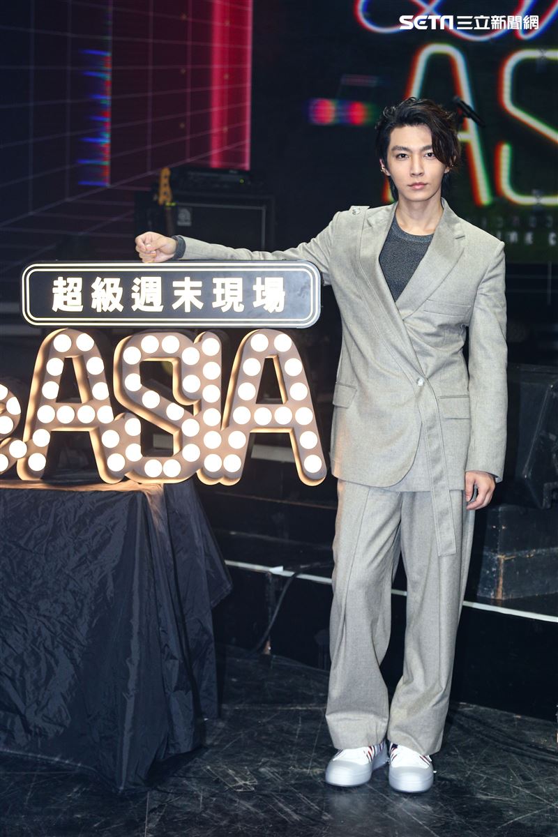 炎亞綸分享近期主持《Live Asia超級週末現場》心得。（圖／記者楊澍攝影）