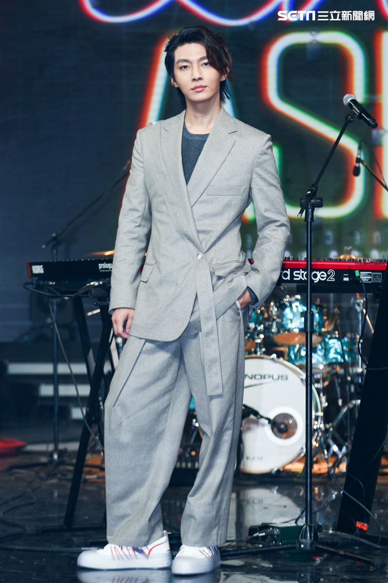 炎亞綸分享近期主持《Live Asia超級週末現場》心得。（圖／記者楊澍攝影）