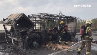 貨車國道火燒車　駕駛下車察看逃一劫