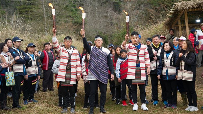 引石出火！點燃原住民族運動會聖火