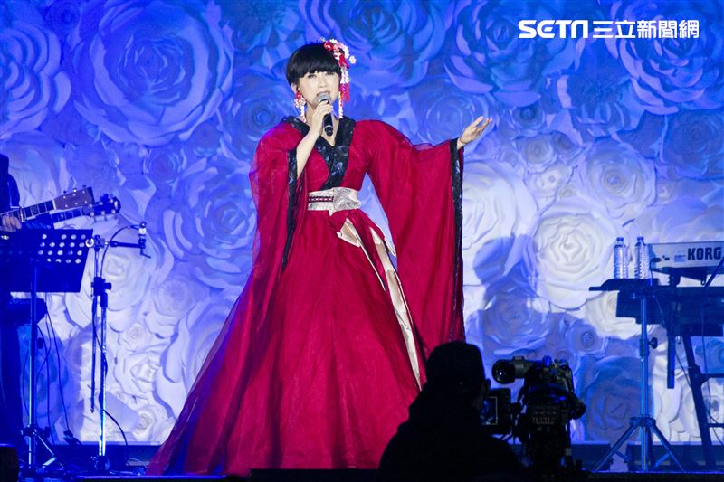 50歲玉女歌手周思潔舉辦《傻傻的花。有夢就去追》音樂會。（圖／記者楊澍攝影）