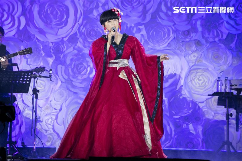 50歲玉女歌手周思潔舉辦《傻傻的花。有夢就去追》音樂會。（圖／記者楊澍攝影）