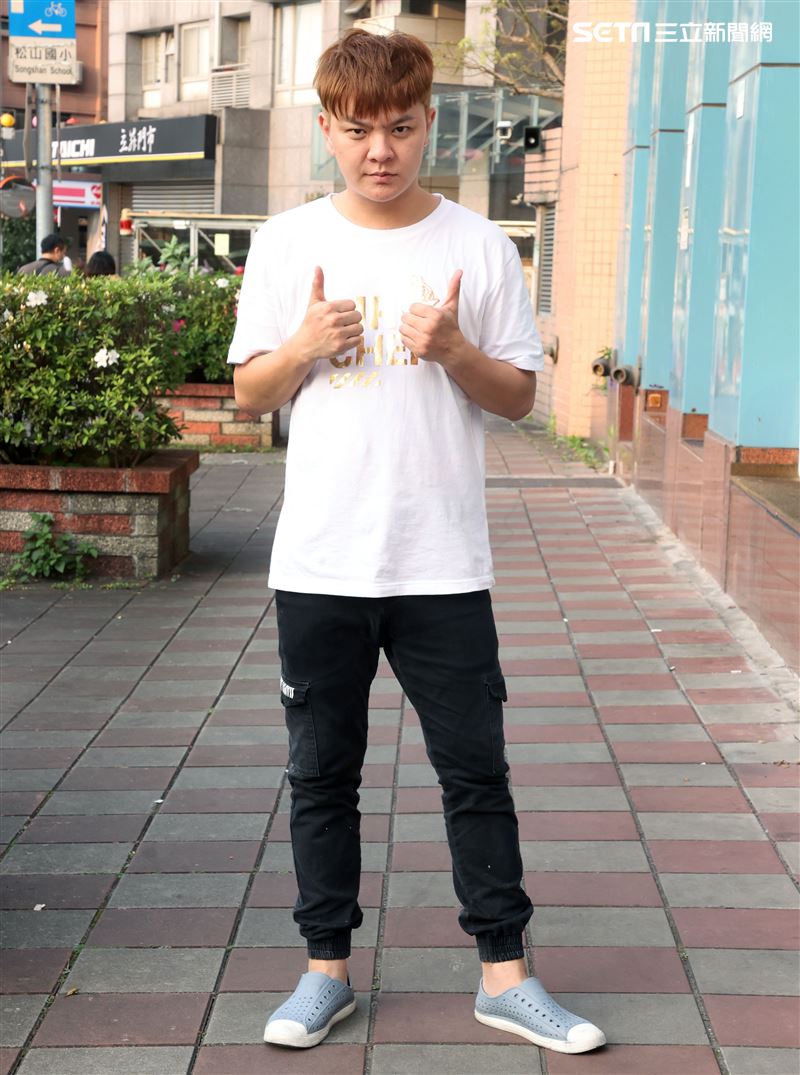 曾治豪三立新聞網專訪。（記者邱榮吉/攝影）