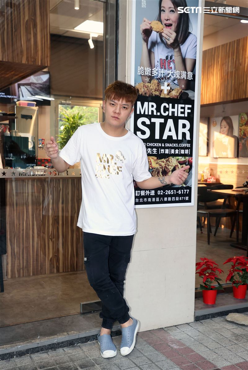 曾治豪三立新聞網專訪。（記者邱榮吉/攝影）