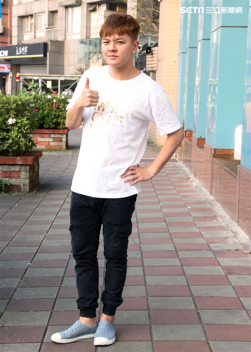 曾治豪三立新聞網專訪。（記者邱榮吉/攝影）