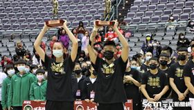 郭虹廷、徐宏瑋獲選為本屆冠軍賽MVP。（圖／記者劉家維攝影）