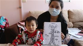 新住民申婷頡創作童話故事　親子共讀成樂事新住民申婷頡（右）參加移民署新住民築夢計畫，創作童話故事「稻草人吉爾奇遇歷險記」，適合親子共讀。中央社記者姜宜菁攝  110年3月7日