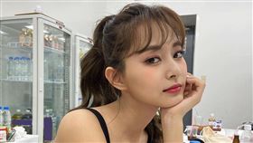 周子瑜返台居家隔離邁入第12天。（圖／翻攝自TWICE IG）