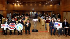 ▲體育署長張少熙、立委黃國書鼓勵校園運動傳播人才。（圖／博斯體育台提供）