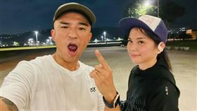 小馬（倪子鈞）跟老婆許書綺。臉書