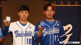 富邦郭俊麟和張耿豪。（圖／記者劉彥池攝影）