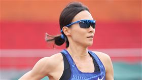 1萬公尺創新猷　謝千鶴成4項全國紀錄保持人110年新北市全國青年盃田徑公開賽女子1萬公尺決賽9日登場，台灣女子長跑好手謝千鶴以33分39秒90成績打破全國，也讓她成為台灣女子3000、5000、1萬公尺與半程馬拉松4項全國紀錄保持者。（中華田徑協會提供）中央社記者龍柏安傳真  110年3月9日