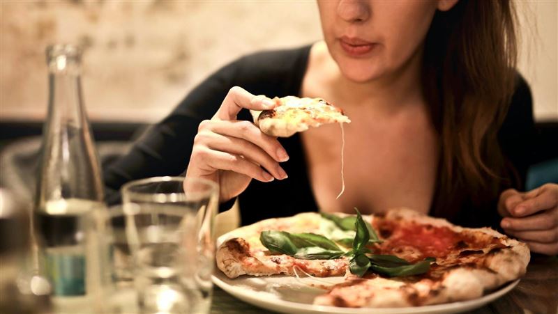 還在吃？「這5種食物」吃越多變越醜