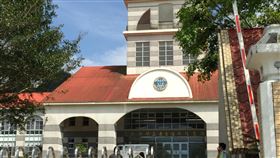 傅(山昆)萁移往自強外役監法務部矯正署自強外役監獄副典獄長黃坤芳受訪表示，每3個月1次的全台辦理移監作業，帶職入獄的無黨籍立委傅(山昆)萁有申請，經遴選委員會通過，21日下午3時許從花蓮監獄移監到自強外役監。中央社記者李先鳳攝  109年12月21日