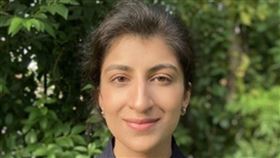 媒體9日報導，美國總統拜登計劃提名主張分拆「科技巨擘」公司的哥大教授麗娜汗，加入重要的監管機關聯邦貿易委員會，這表明了拜登積極反托拉斯的立場。（圖取自哥倫比亞大學網頁columbia.edu）