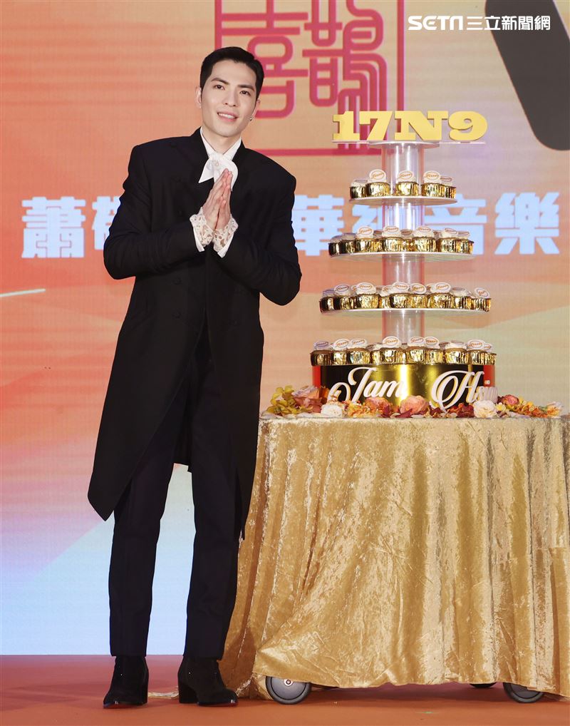 蕭敬騰和喜鵲娛樂、華納音樂續約。（記者邱榮吉/攝影）