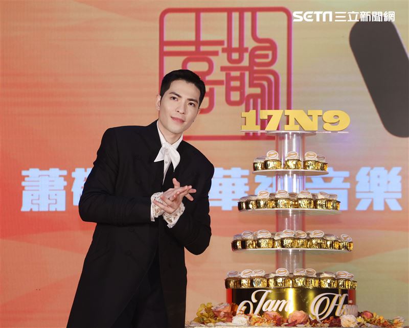 蕭敬騰和喜鵲娛樂、華納音樂續約。（記者邱榮吉/攝影）