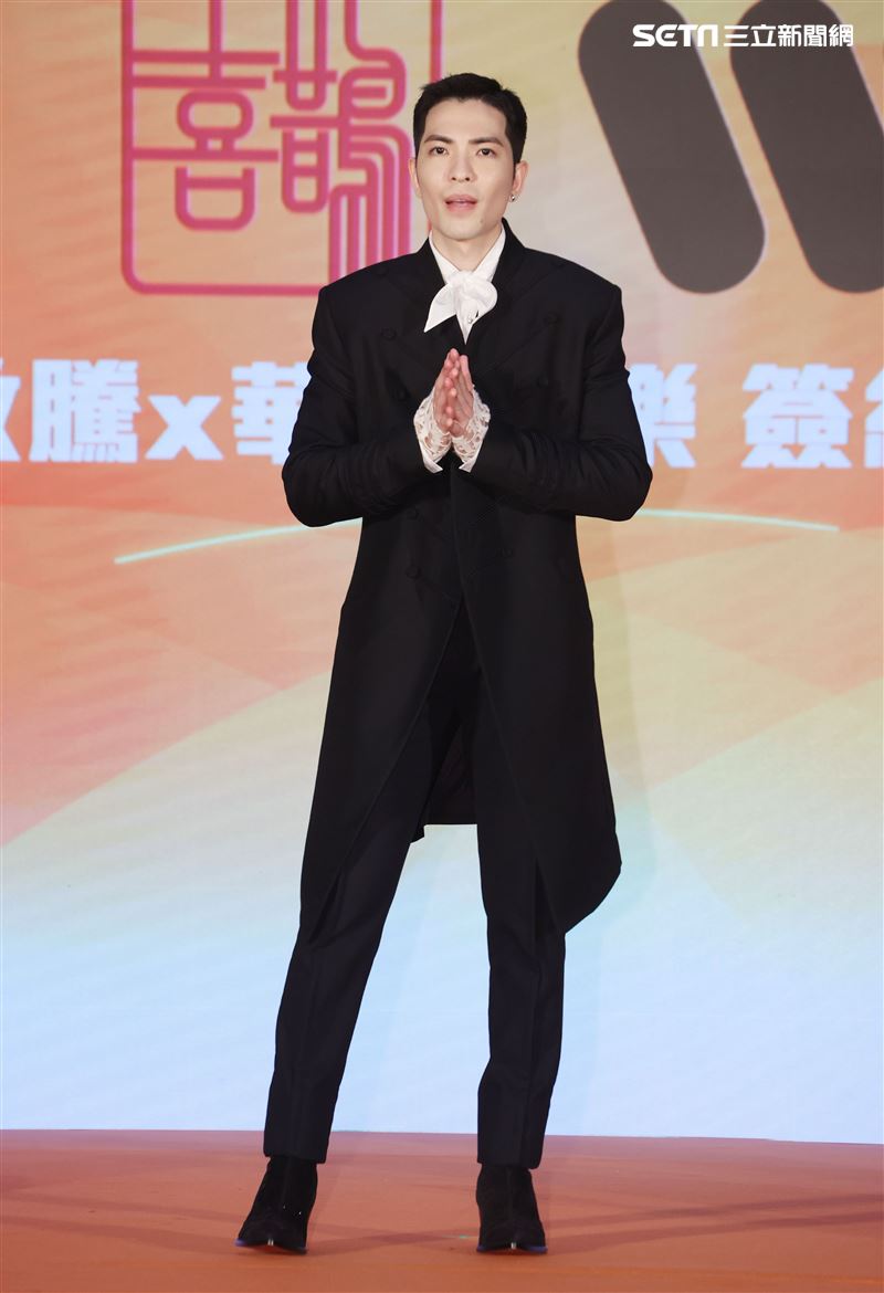 蕭敬騰和喜鵲娛樂、華納音樂續約。（記者邱榮吉/攝影）