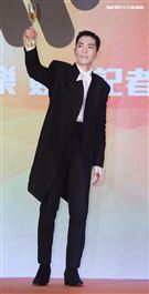 蕭敬騰和喜鵲娛樂、華納音樂續約。（記者邱榮吉/攝影）