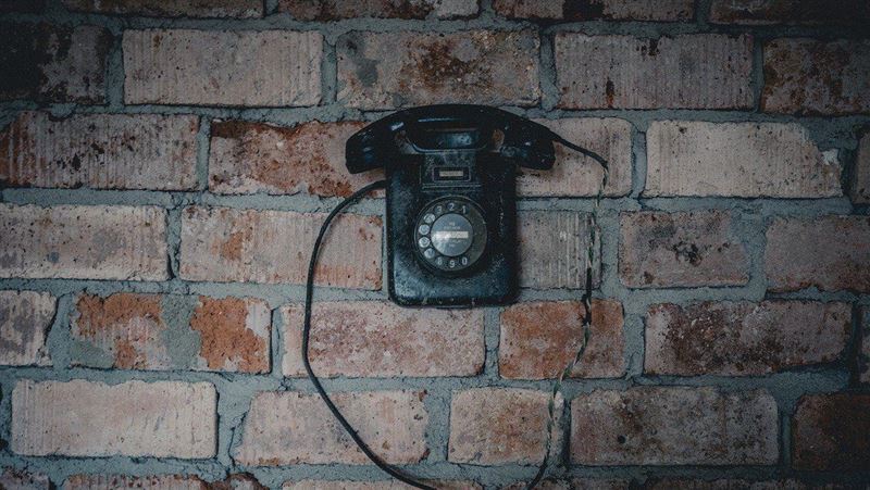 沒接線的「電話亭」！真正用途超催淚