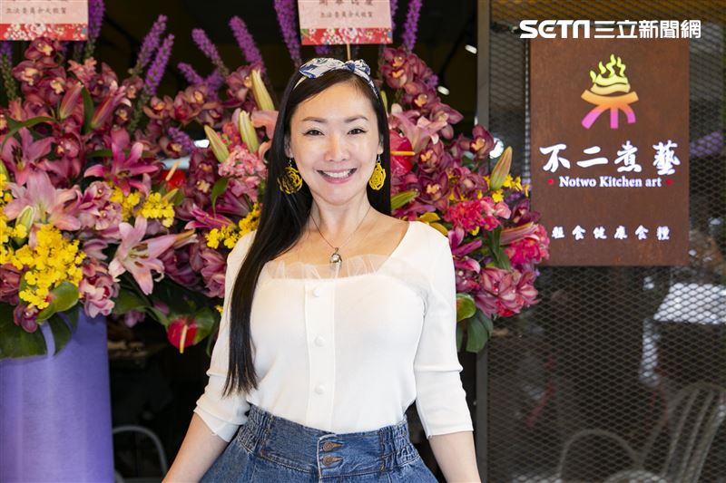 王俐人在東區插旗開設輕食餐廳「不二煮藝」。（圖／記者楊澍攝影）